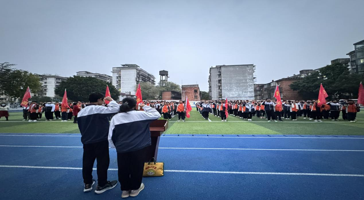 乘风破浪，扬帆起航——赣南师范大学附属中学九年级期中考试总结表彰暨中考200天冲刺动员大会