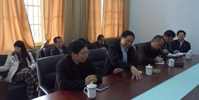 广东省德庆县高中教育考察团一行莅临我校交流考察