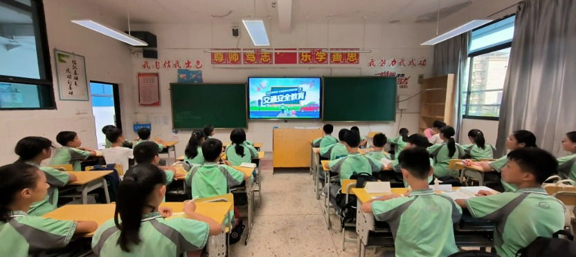 筑牢安全防线，护航成长之路——我校扎实开展开学安全教育周活动