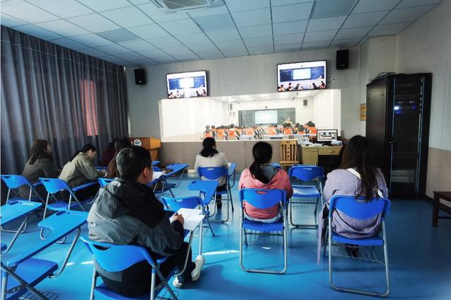 凝心聚力展风采，以“听”促“教”共提升